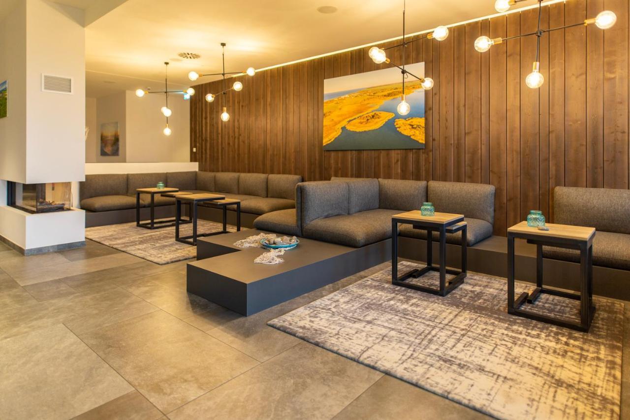 Aparthotel Waterkant Suites - Fewos Am Meer Mit Spa Börgerende-Rethwisch 外观 照片