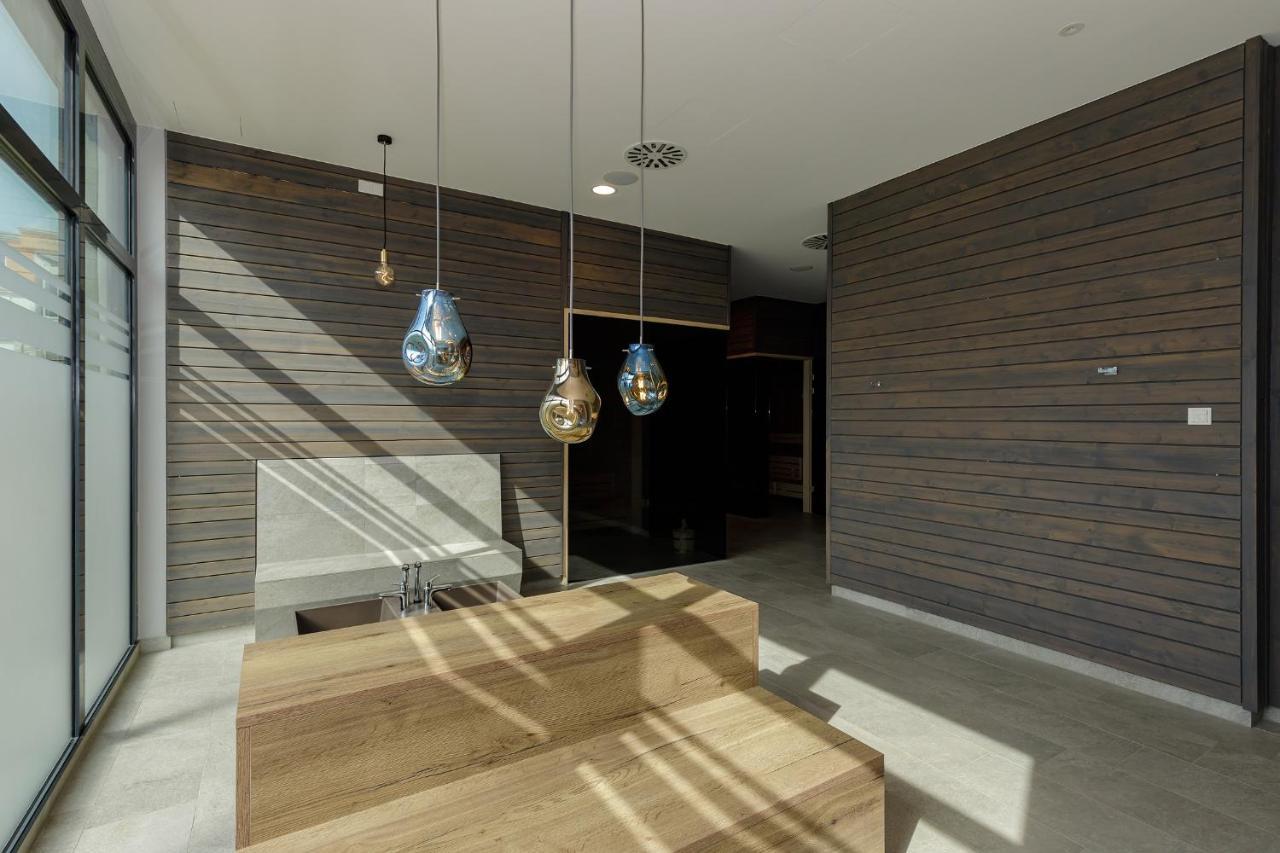 Aparthotel Waterkant Suites - Fewos Am Meer Mit Spa Börgerende-Rethwisch 外观 照片