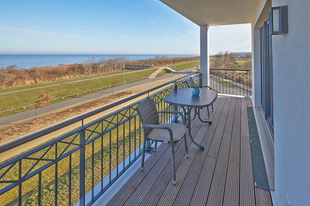 Aparthotel Waterkant Suites - Fewos Am Meer Mit Spa Börgerende-Rethwisch 客房 照片